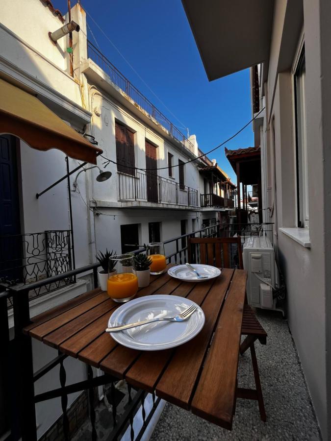 Orfeas Luxury Rooms & Studio Skopelos Town Exterior photo